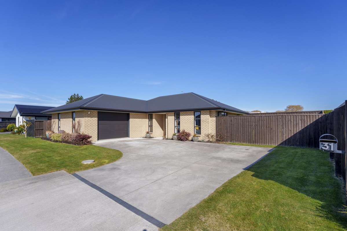 31 Durells Crescent_0
