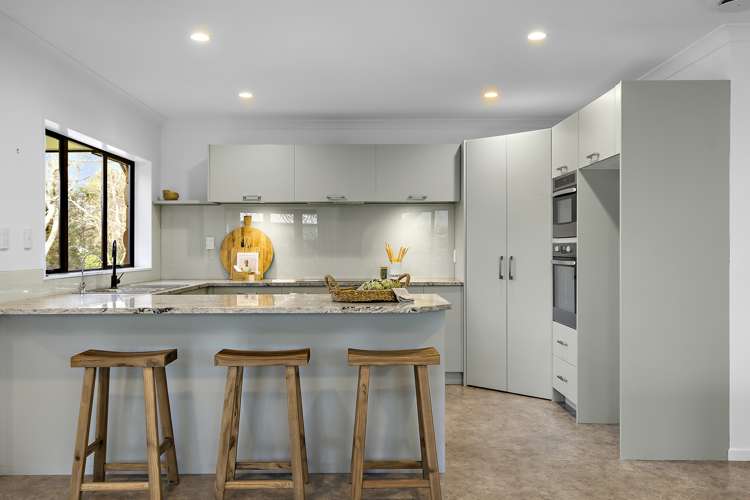 348 Lake View Drive Karapiro_7