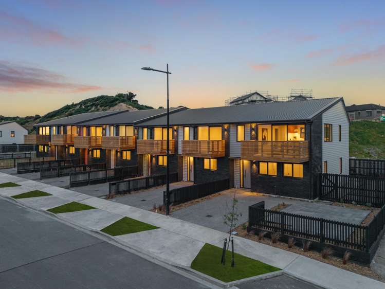 65 and 63 Oakum Road Whitby_24