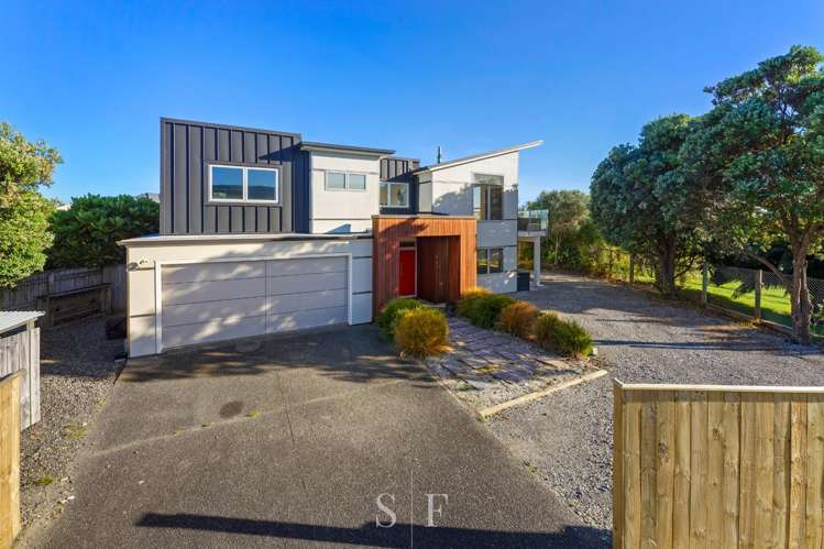  155 Field Way Waikanae Beach_28