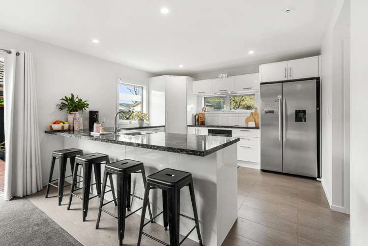 12A Winnipeg Place_4