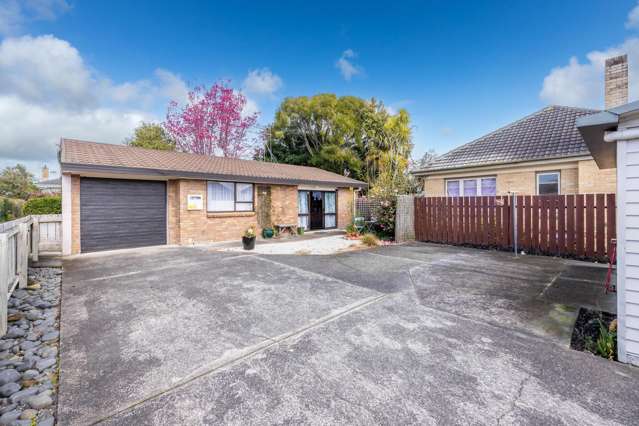 Brick Home With Great Investment Appeal!
