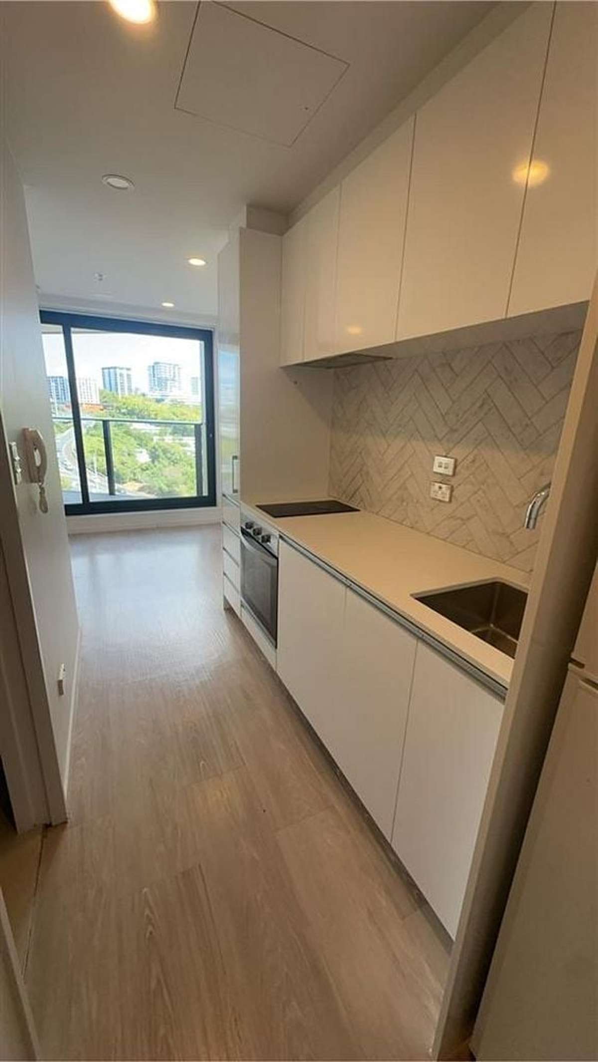 Central Auckland 1BR Apartment for rent! 5