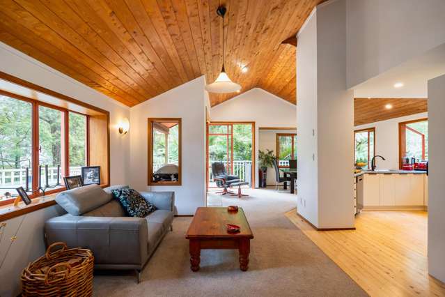 109 Huia Road Titirangi_1