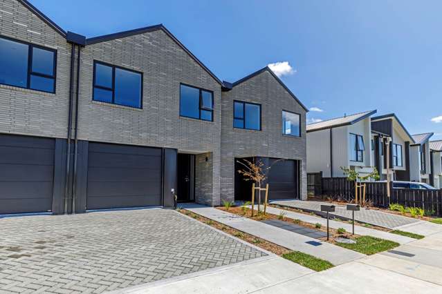 Modern & Easy Living with Reserve Views