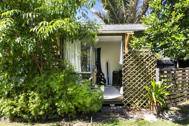 11 Himikera Avenue Avondale_19