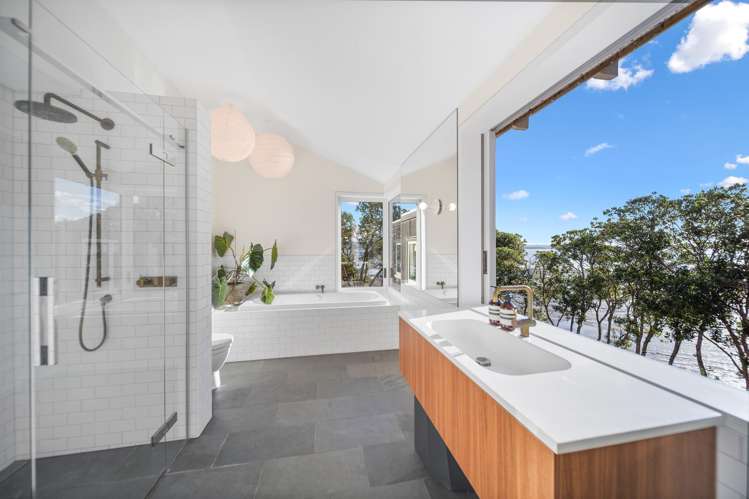 39 Wright Road Point Chevalier_12