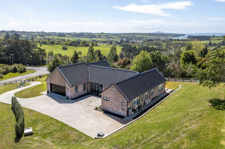 2 Puketiro Road Whitford_28