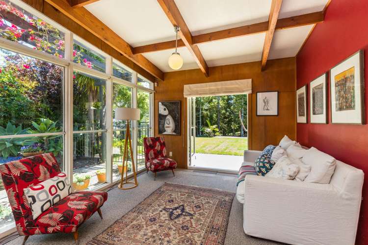 157 Golf Road Titirangi_4