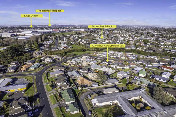 70 Archboyd Avenue Mangere East_16