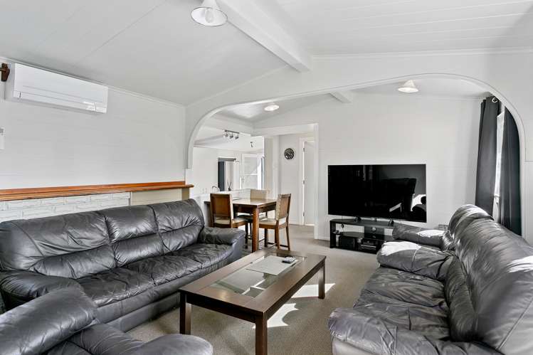 2/8 Matipo Street Taupo_5