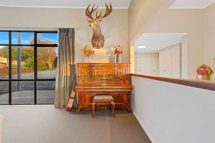 198 Caroline Drive Maunganamu_13