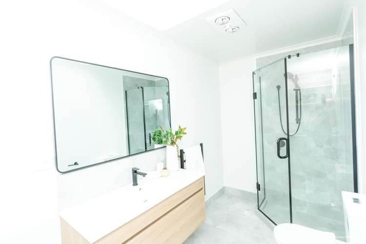 4/22 Dalgliesh Avenue Forest Lake_13