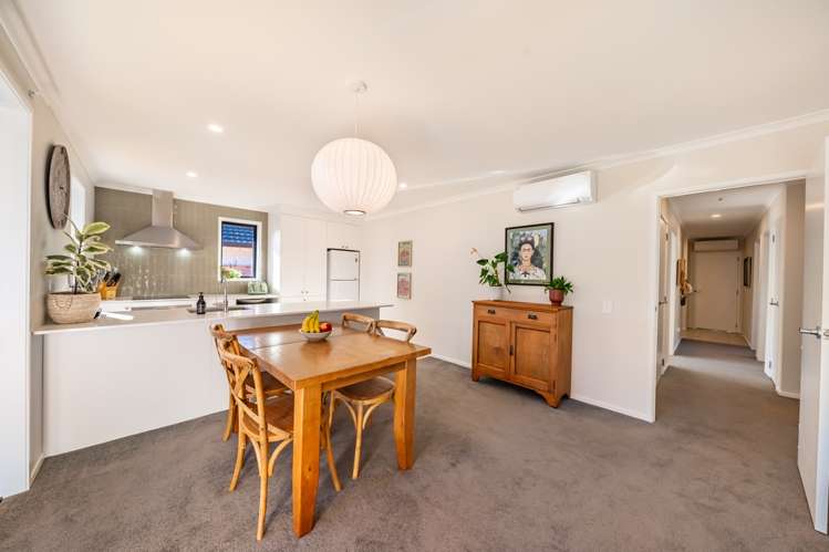 30 Martingale Drive Whitby_7