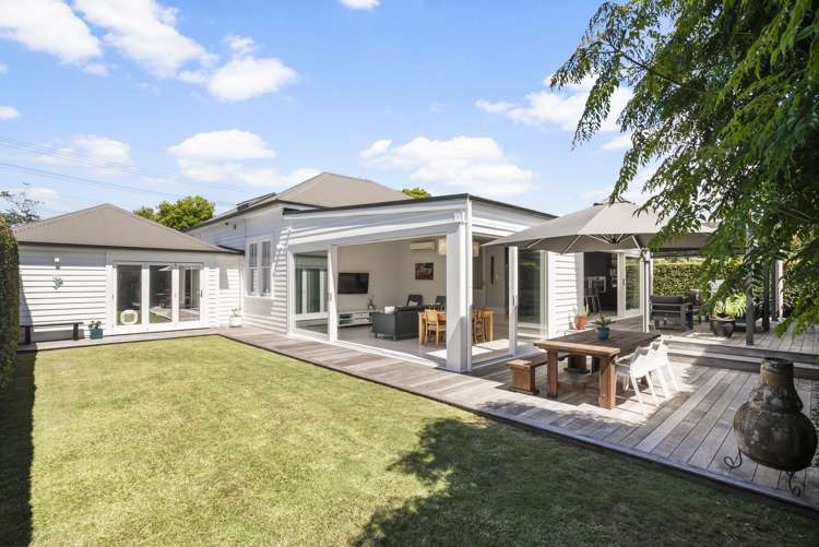 28 Royal Terrace Sandringham_13