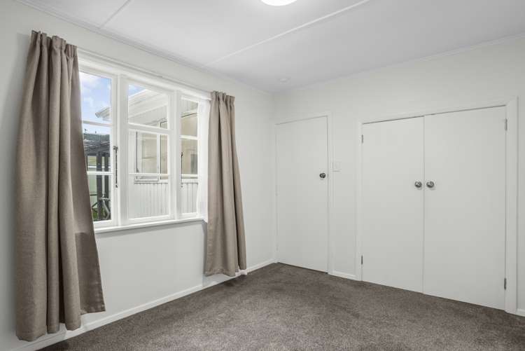 55 Hair Street Wainuiomata_6