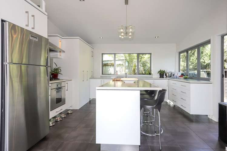 54 Hollister Lane Ohauiti_8