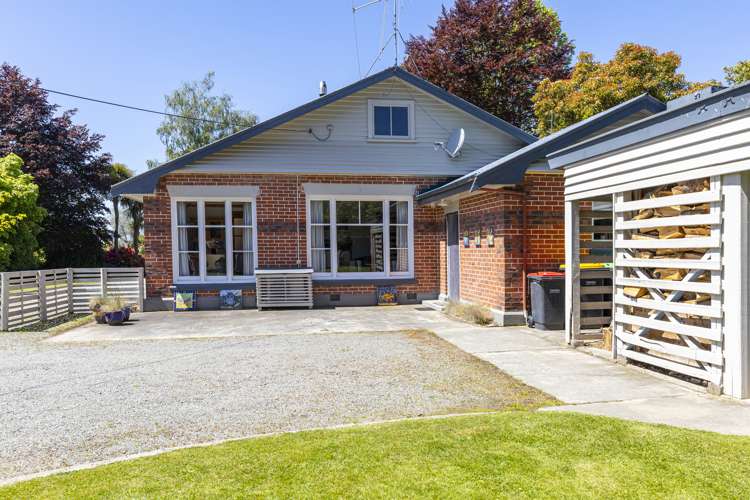 63 Main North Road Geraldine_16