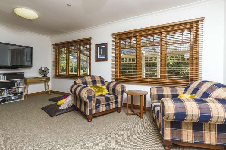 51 Neale Avenue Stoke_6