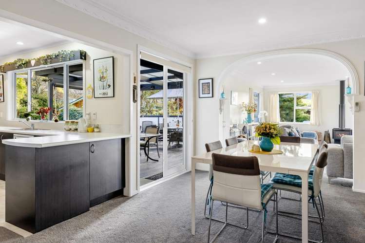 11 Earle Place Acacia Bay_4