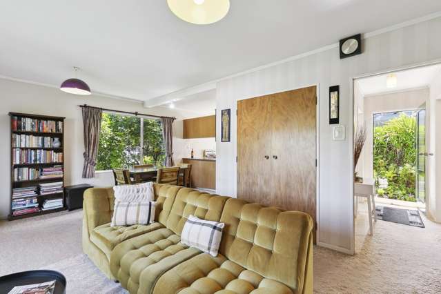 15a Florio Terrace Tawa_4