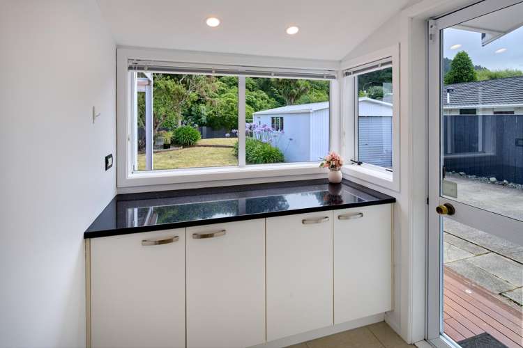 13 Nathan Street Tawa_21