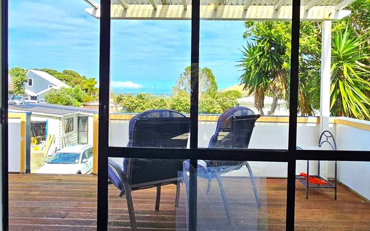 10 Waianga Place Omapere_17