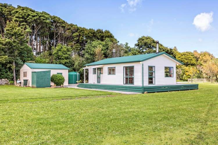 113 Hull Road Waiuku_0