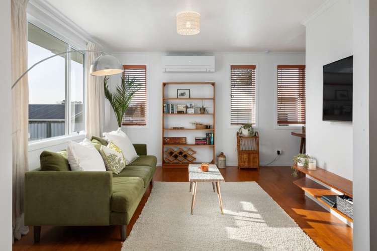 12 Russell Street Waihi_13