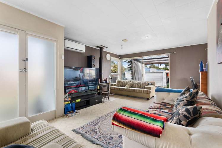 97 Vodanovich Road Te Atatu South_19