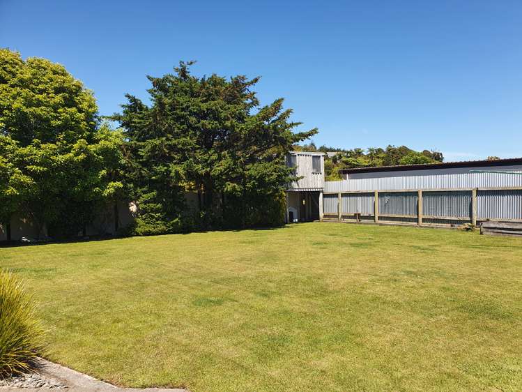 12 Gilbert Road Paroa_19