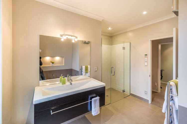 39 Globe Bay Drive Templeton_16