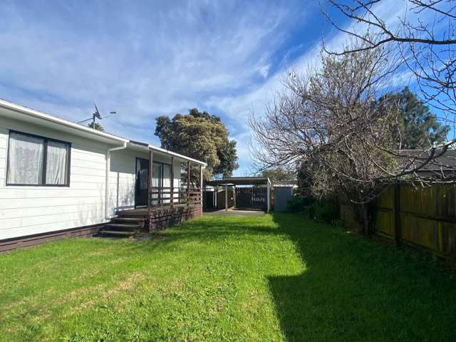 20a Glenlea Place Flat Bush_2