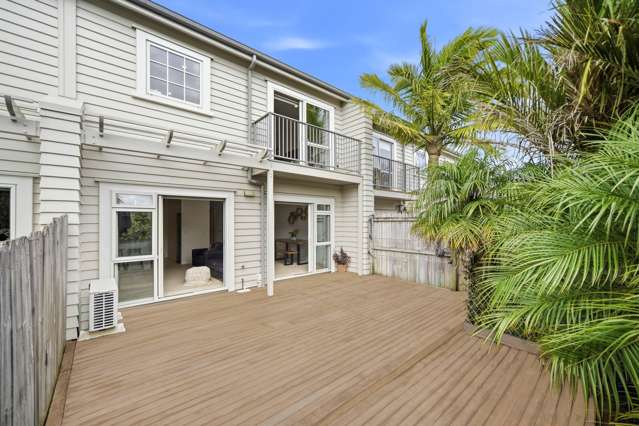 Fresh, Modern, Rangi Zone-Must Be Sold