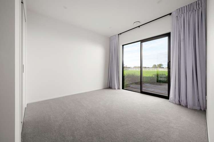 28 Captain Stone Te Kowhai_15