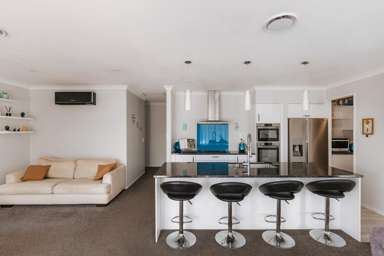 11 Piata Street_3