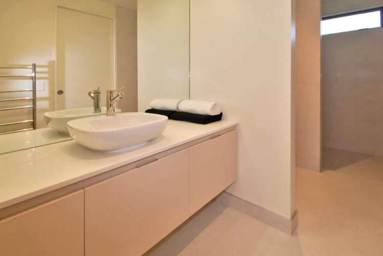 220 Clifton Terrace Clifton_20