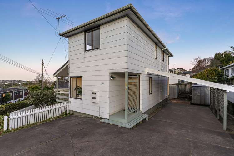 2/491 Glenfield Road Glenfield_13