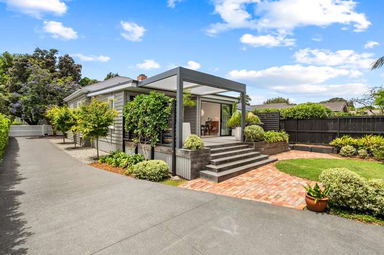 25 Volcanic Street Mount Eden_13