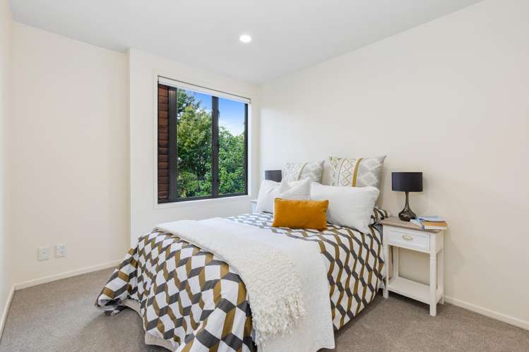 11/11 The Avenue Albany_12