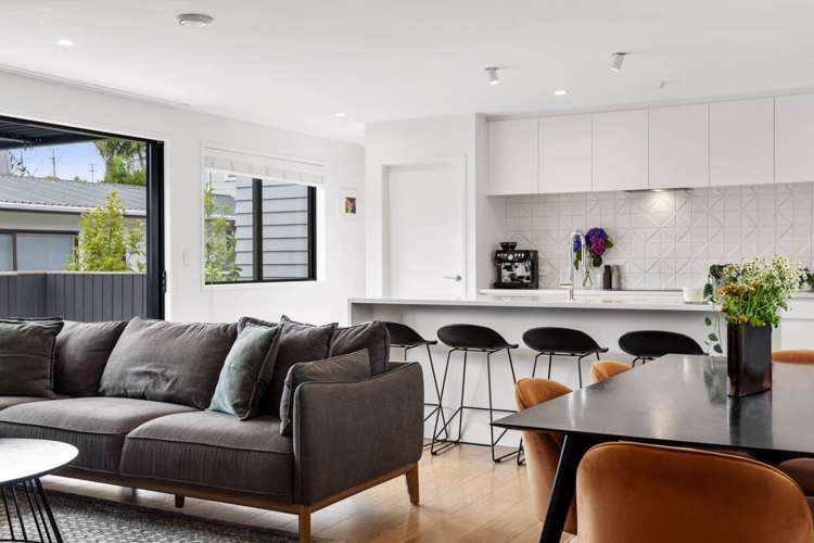 17 Langton Road Stanmore Bay_11