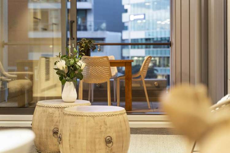 202/41 Beach Road Auckland Central_17