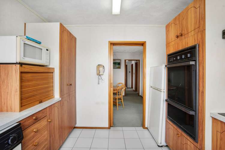 2/21 White Heron Drive Massey_18