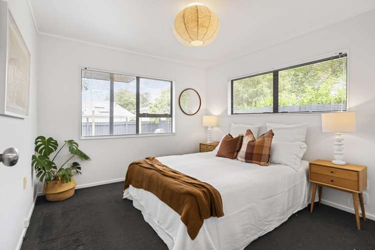 2/6 Newcastle Terrace Mount Albert_7