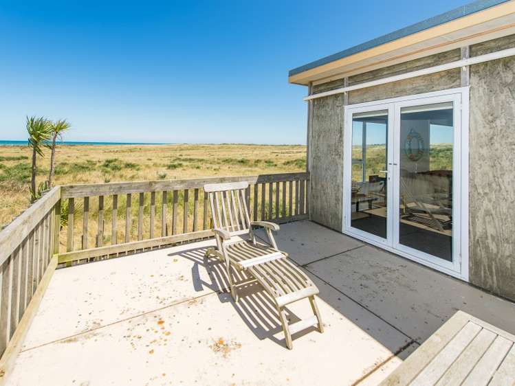 29 Nukumaru Parade Waiinu Beach_9