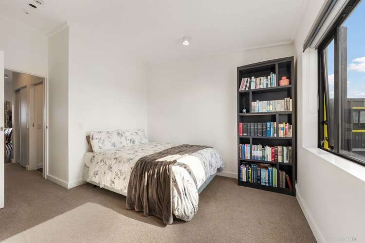 607/38 Mccrae Way New Lynn_9