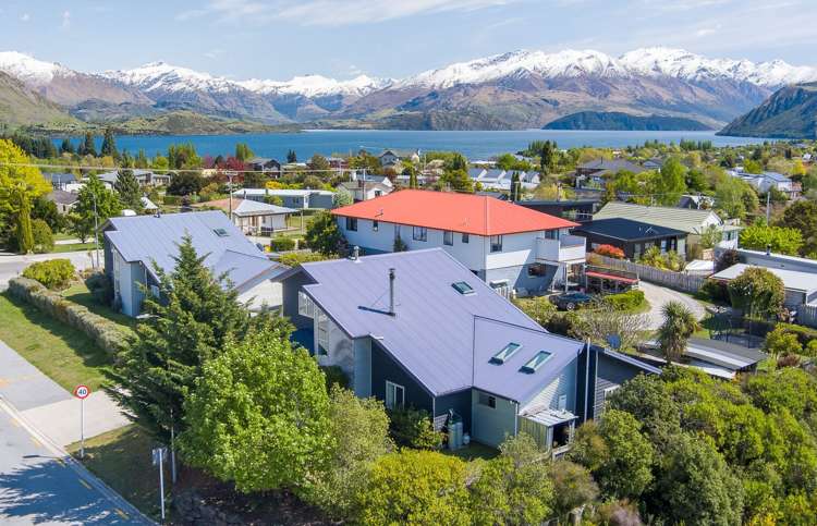 1 Koru Way Wanaka_16
