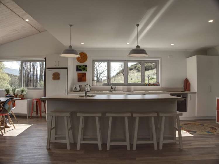 155 Heaney Road Cromwell_10