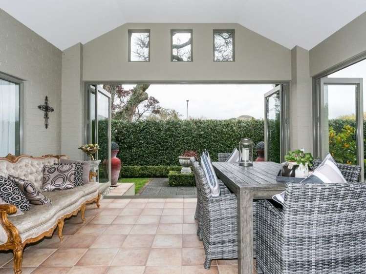 1b Neeve Place Taradale_6