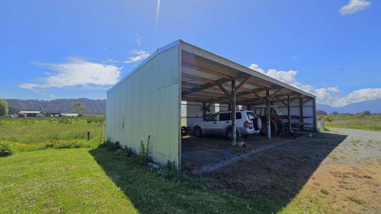 711B La Fontaine Road Harihari_19